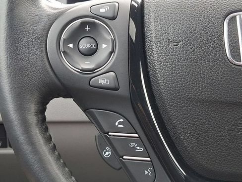 Used 2020 Honda Ridgeline RTL-E image 22