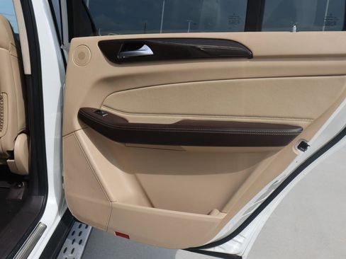 Used 2017 Mercedes-Benz GLS 450 450 4MATIC w/ Premium Package image 15