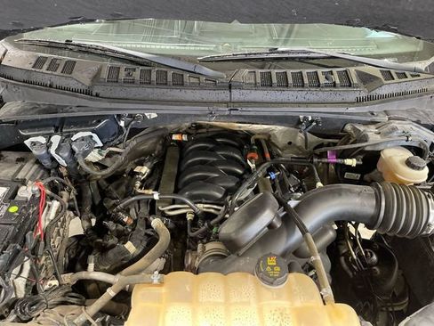 Used 2018 Ford F150 Lariat w/ Equipment Group 502A Luxury AWD/4WD image 27