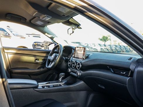 Used 2023 Nissan Sentra SV image 21