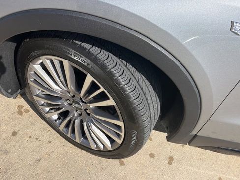 Certified 2024 Cadillac XT4 Premium Luxury image 40