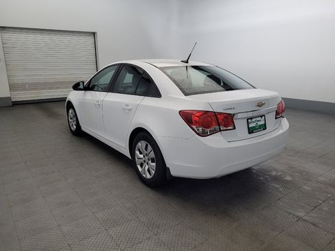 Used 2014 Chevrolet Cruze LS FWD image 5