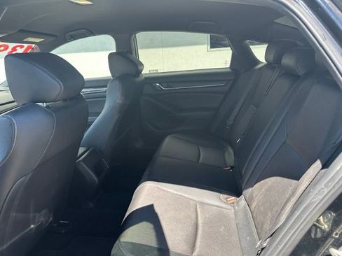 Used 2019 Honda Accord Sport image 12