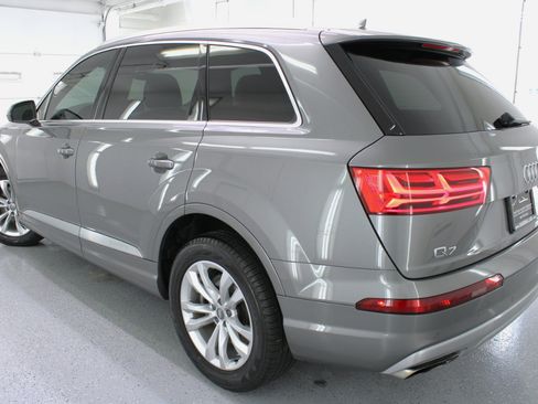 Used 2017 Audi Q7 3.0T Premium Plus image 30