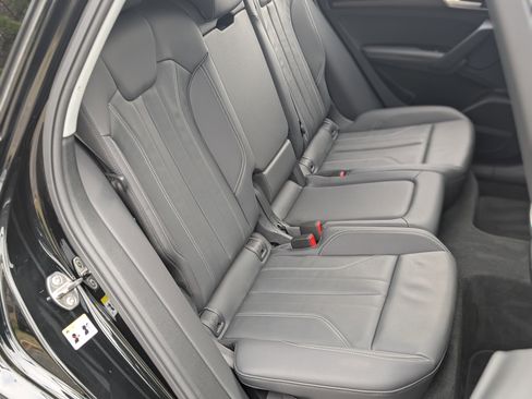 Used 2024 Audi Q5 e Premium Plus image 22