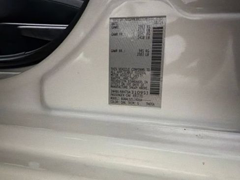 Used 2025 Nissan Altima 2.5 S FWD image 24