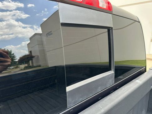 Used 2015 GMC Sierra 1500 Denali w/ Driver Alert Package AWD/4WD image 16