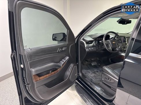 Used 2018 Chevrolet Tahoe LT image 13