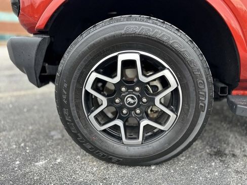 Used 2022 Ford Bronco Outer Banks image 25