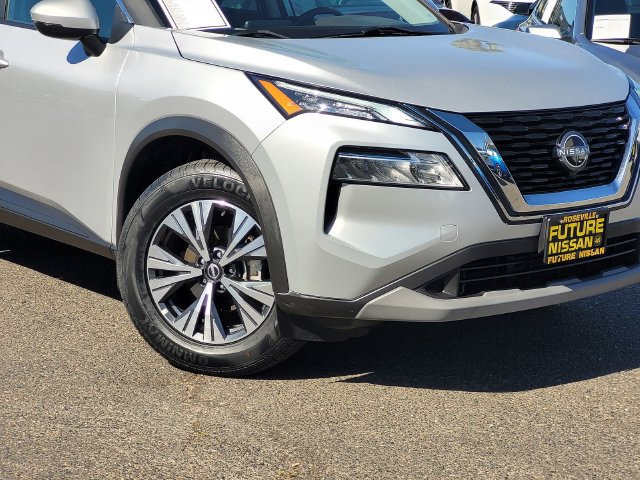Used 2023 Nissan Rogue SV w/ SV Premium Package AWD/4WD image 9