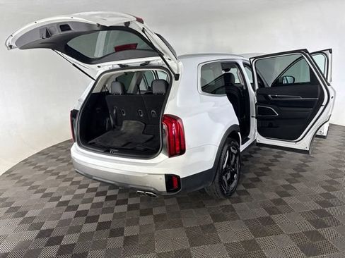 Certified 2024 Kia Telluride S AWD/4WD image 16