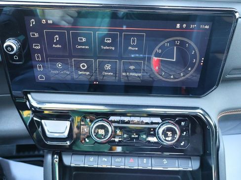 Used 2024 GMC Sierra 3500 AT4 w/ AT4 Preferred Package AWD/4WD image 24