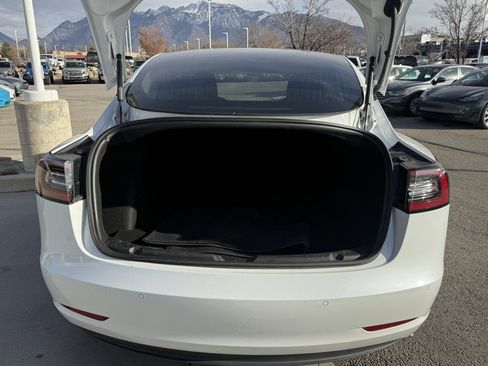 Used 2020 Tesla Model 3 Long Range image 23