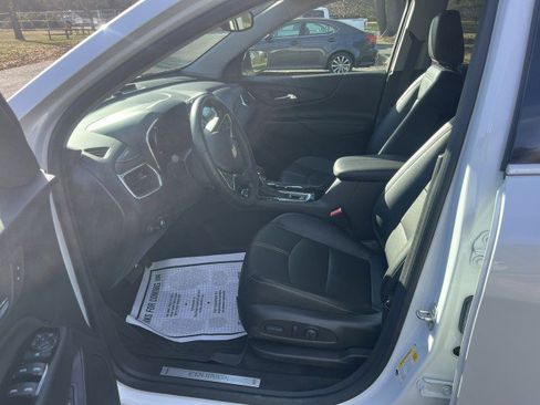 Certified 2022 Chevrolet Equinox Premier w/ LPO, Floor Liner Package image 18