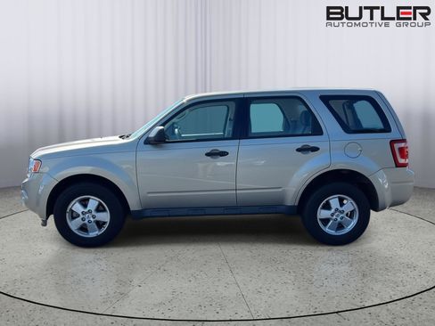 Used 2012 Ford Escape XLS FWD image 2