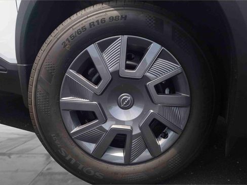 New 2026 Nissan Kicks S AWD/4WD image 3