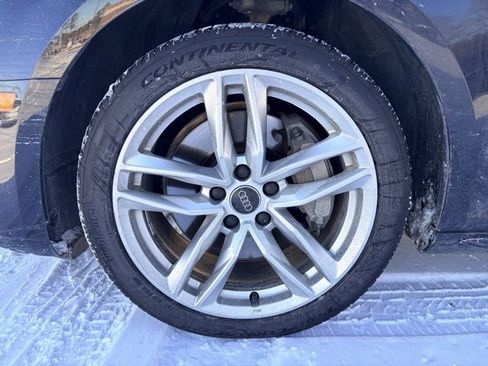 Used 2017 Audi A4 2.0T Premium w/ Convenience Package image 5