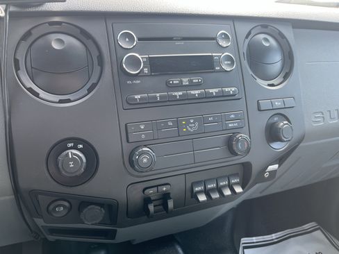 Used 2016 Ford F250 XL w/ Power Equipment Group image 25