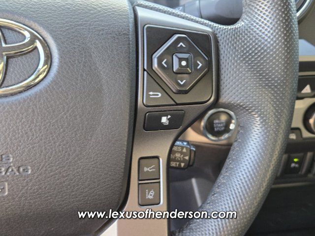 Used 2022 Toyota Tacoma TRD Off-Road AWD/4WD image 24
