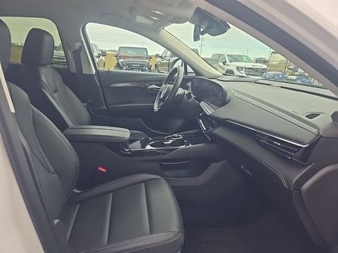 Used 2024 Buick Envision Preferred image 24