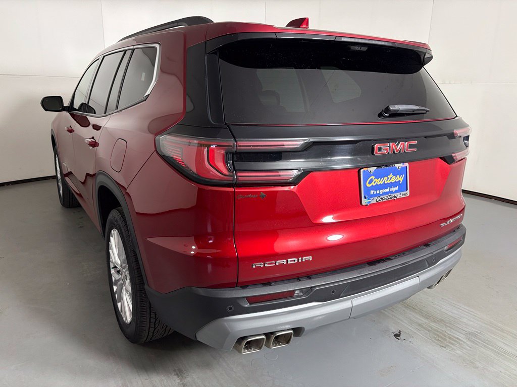 Certified 2026 GMC Acadia Elevation w/ Elevation Premium Package FWD image 7