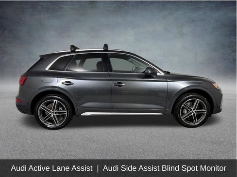Used 2021 Audi Q5 e Premium Plus w/ Premium Plus Package AWD/4WD image 11