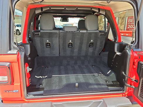Used 2025 Jeep Wrangler Unlimited Sport S 4xe AWD/4WD image 7