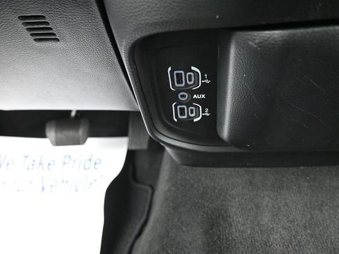 Used 2022 RAM 1500 Laramie w/ Off Road Group image 14