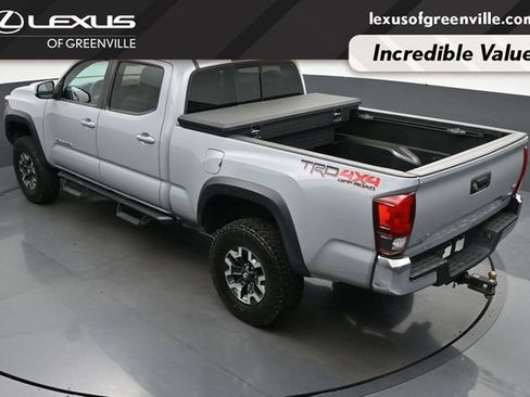 Used 2019 Toyota Tacoma TRD Off-Road AWD/4WD image 43