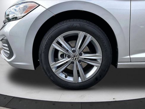 Used 2024 Volkswagen Jetta SE FWD image 33