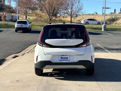 Used 2023 Kia Soul LX w/ Option Group 015 image 6