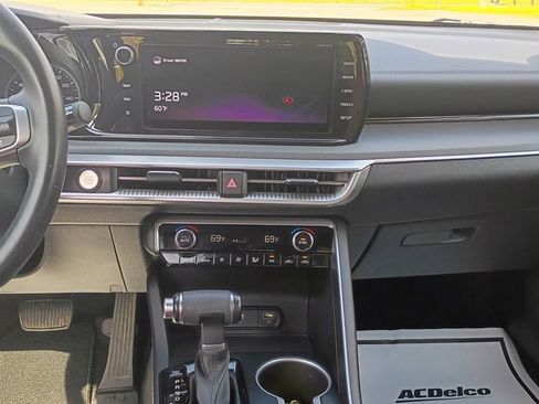 Used 2021 Kia K5 GT-Line AWD/4WD image 14