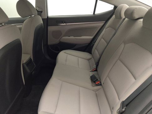 Used 2018 Hyundai Elantra Value Edition FWD image 18