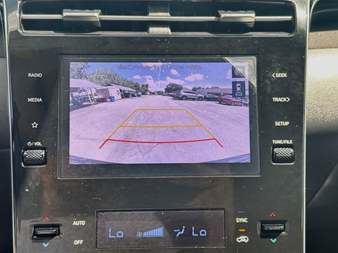 Used 2023 Hyundai Tucson SEL w/ Convenience Package AWD/4WD image 11
