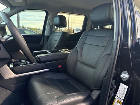 Used 2024 Toyota Tundra Limited image 8