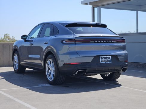 Certified 2026 Porsche Cayenne Coupe AWD/4WD image 3