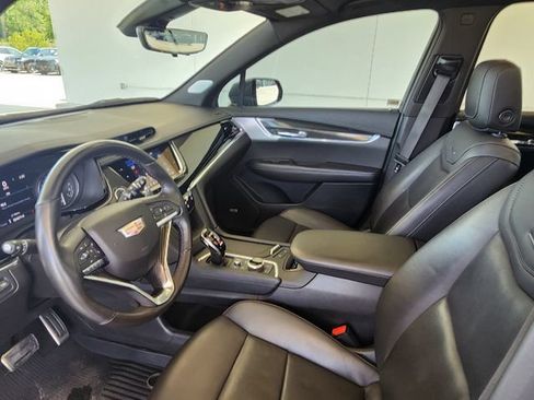 Used 2021 Cadillac XT6 Sport w/ LPO, ONYX Package AWD/4WD image 19