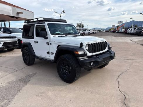 Used 2024 Jeep Wrangler Sport AWD/4WD image 3