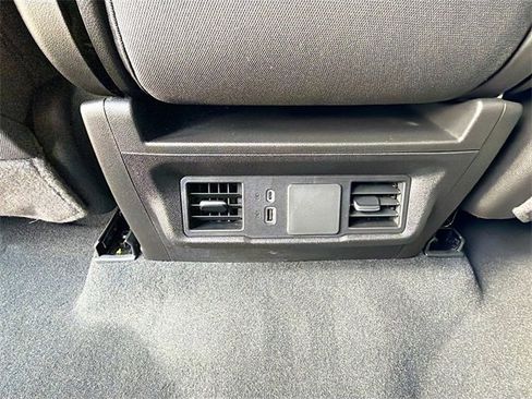 Used 2024 Chevrolet Silverado 1500 Custom image 38