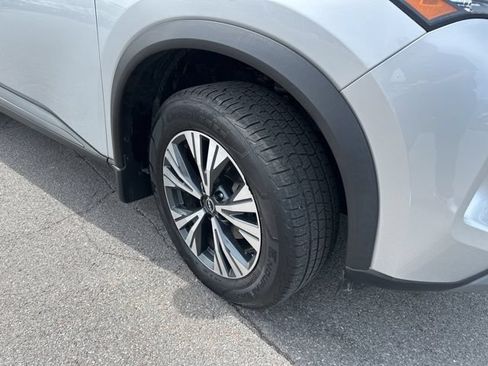 Used 2023 Nissan Rogue SV w/ SV Premium B Package AWD/4WD image 9