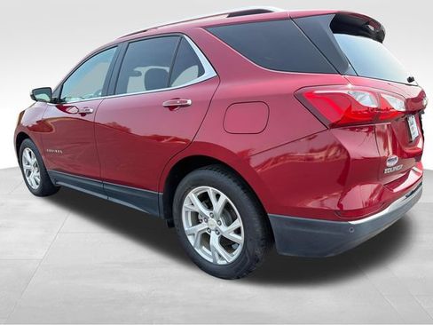 Used 2019 Chevrolet Equinox Premier FWD image 3