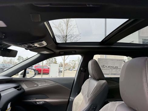 New 2026 Lexus RX 450h Luxury image 16