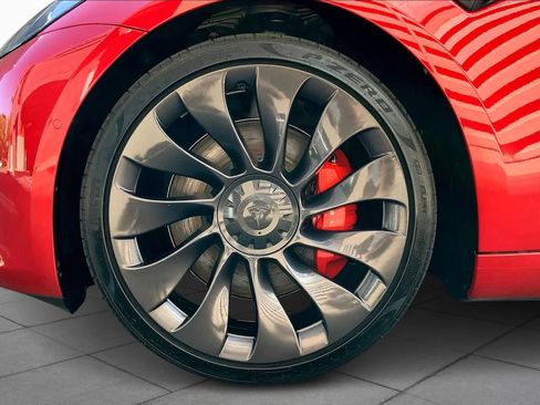 Used 2022 Tesla Model 3 Performance image 10