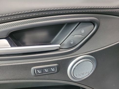 Used 2024 Alfa Romeo Stelvio Ti image 42