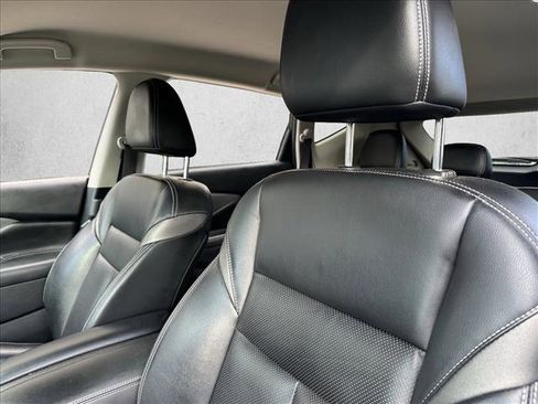 Used 2019 Nissan Murano SL image 10