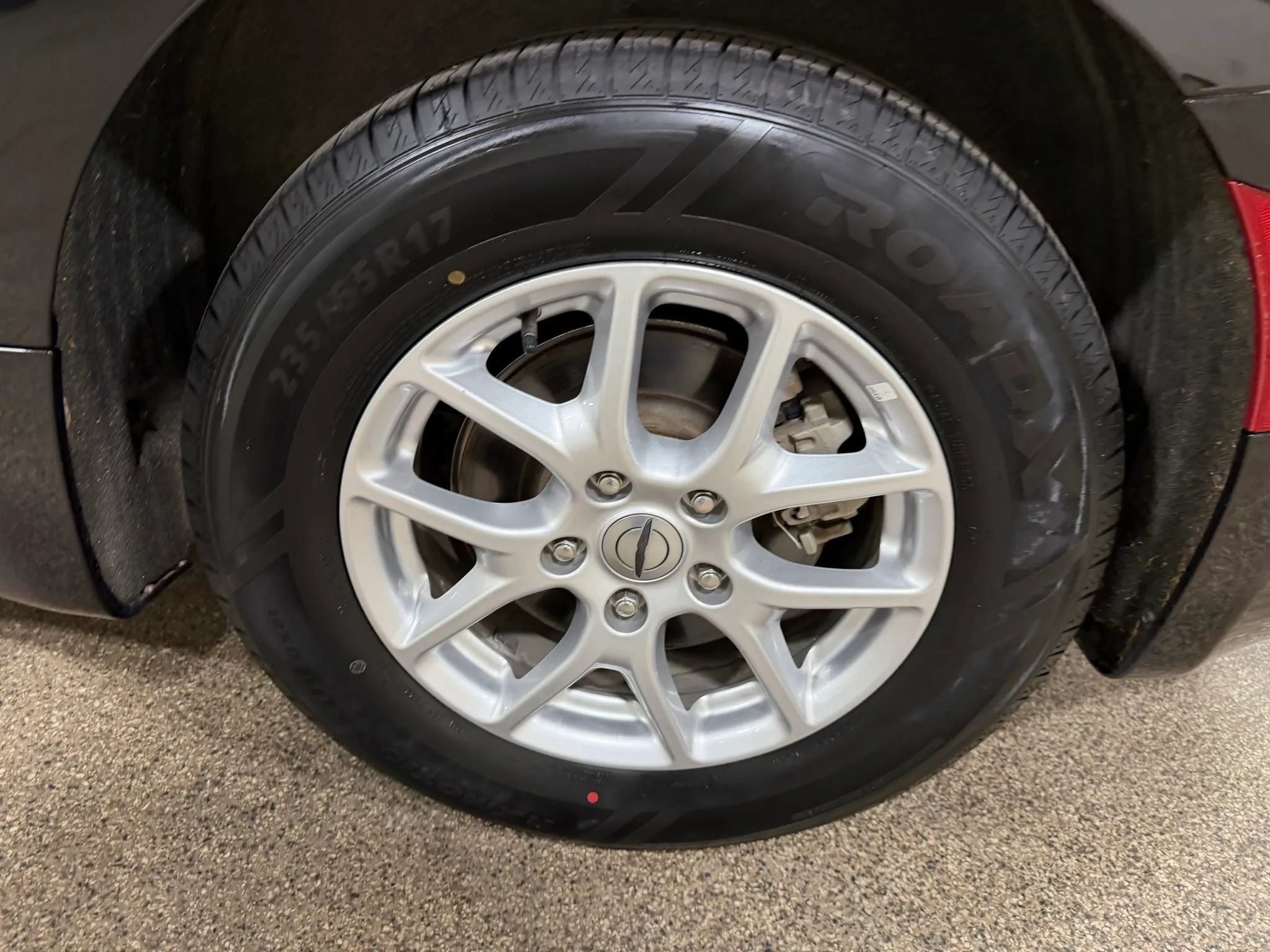 Used 2023 Chrysler Pacifica Touring-L FWD image 59
