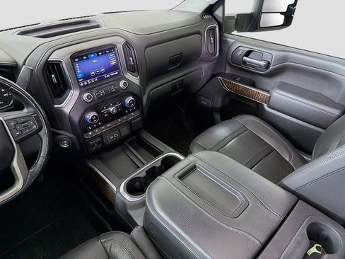 Used 2020 GMC Sierra 2500 Denali w/ Denali Ultimate Package AWD/4WD image 28