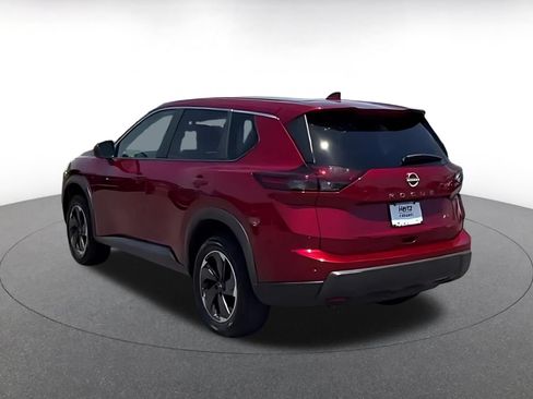 Used 2025 Nissan Rogue SV AWD/4WD image 7