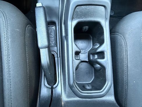 Used 2022 Jeep Gladiator Sport AWD/4WD image 24