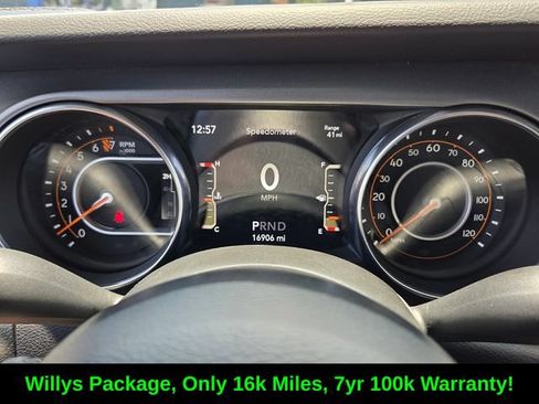 Used 2023 Jeep Gladiator Sport AWD/4WD image 33
